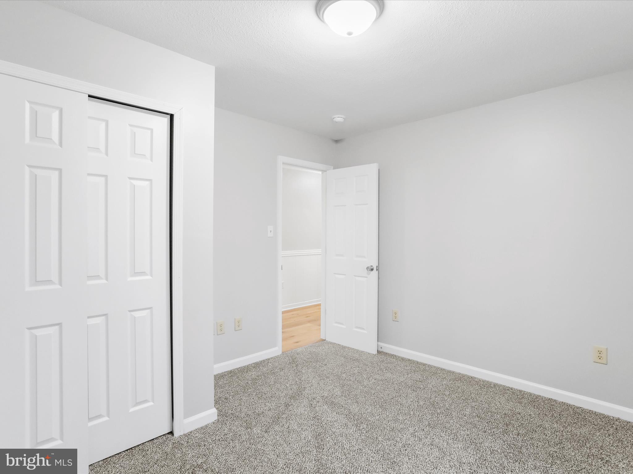 2675 Fulton Road Hedgesville, WV 25427 - Photo 7 of 44 Gallery Image 7