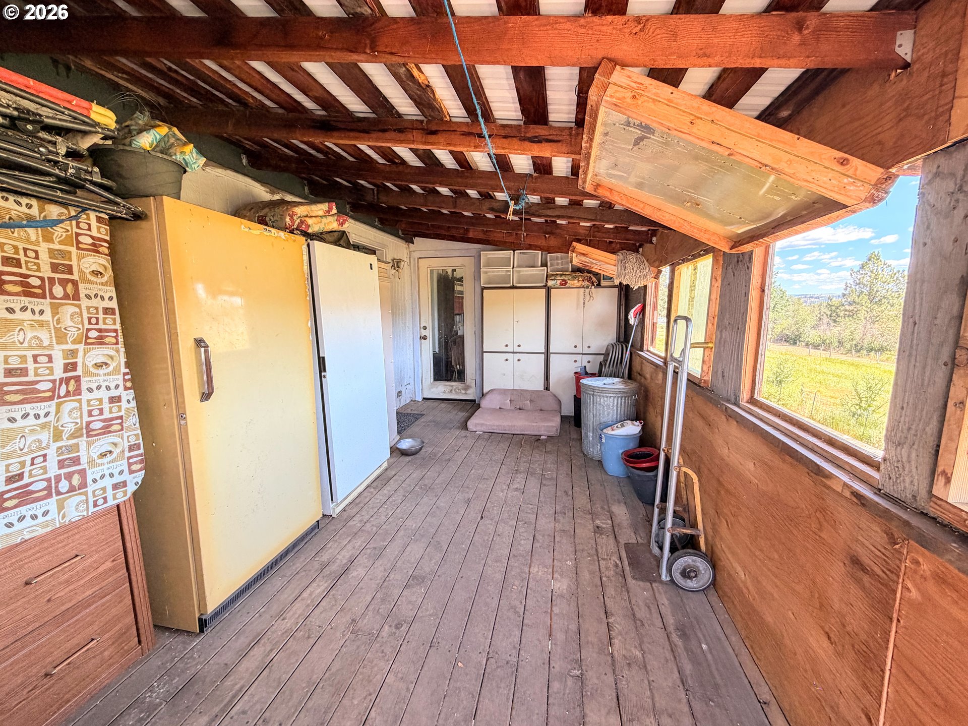825 Palmer Junction Road Elgin, OR 97827 - Photo 18 of 22 Covered Porch