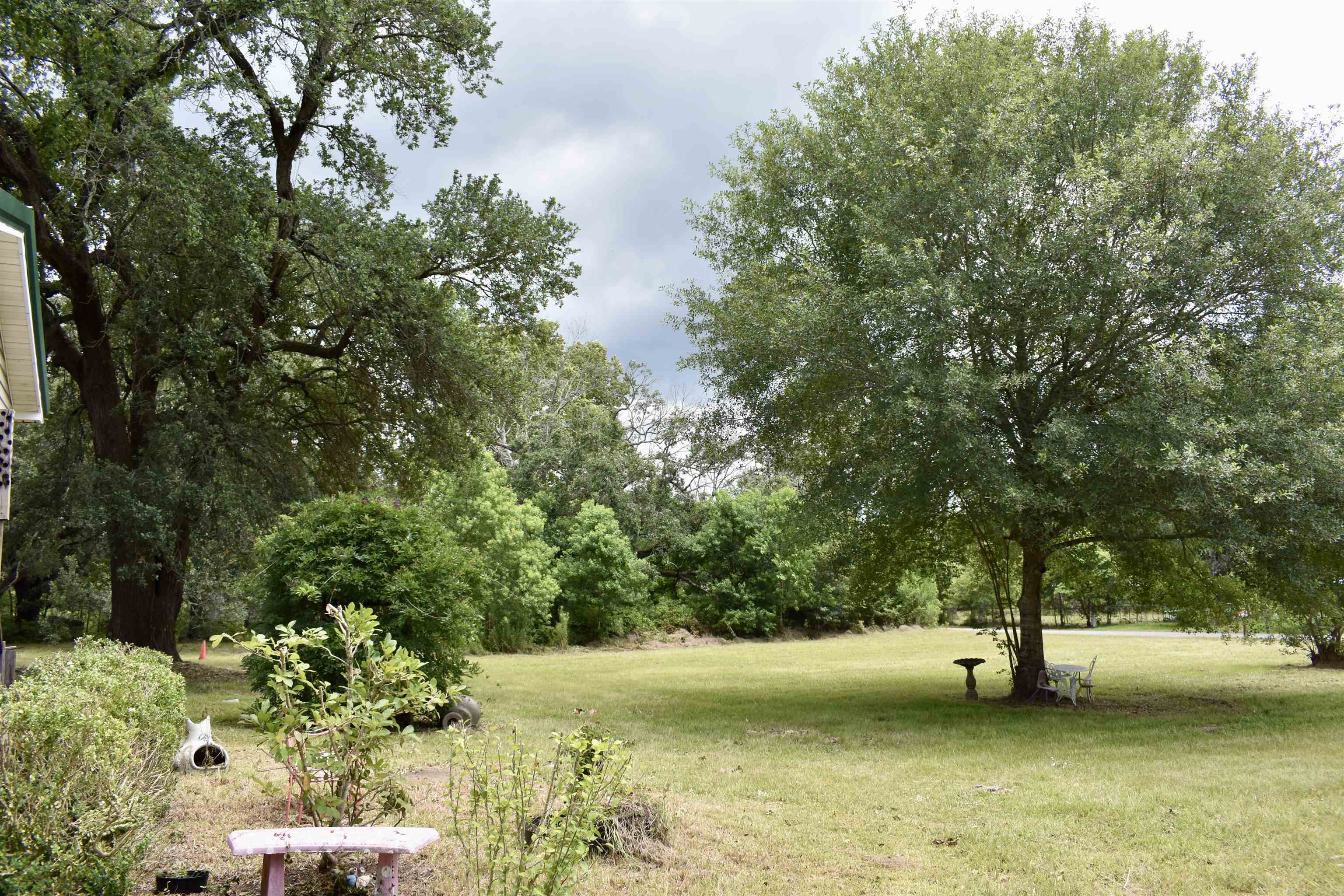 325 Goss Road Orange, TX 77632 - Photo 3 of 32