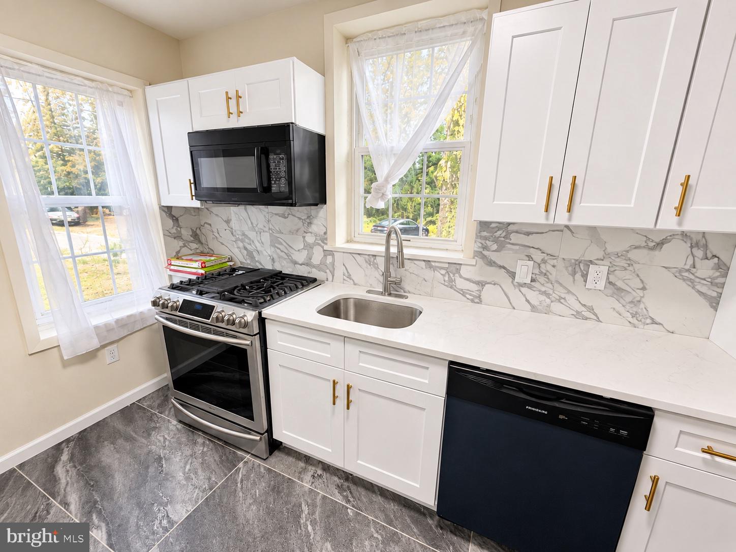 264 6th Avenue Roebling, NJ 08554 - Photo 10 of 27 Gallery Image 10