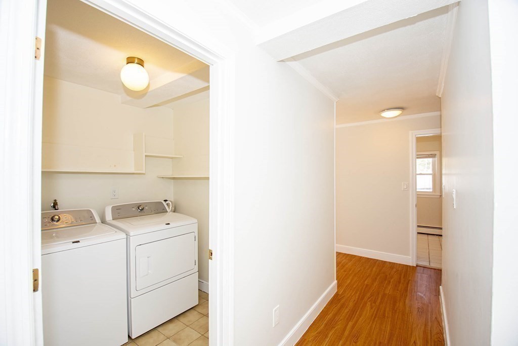 31 Pinewood Road Wellesley, MA 02482 - Photo 13 of 32