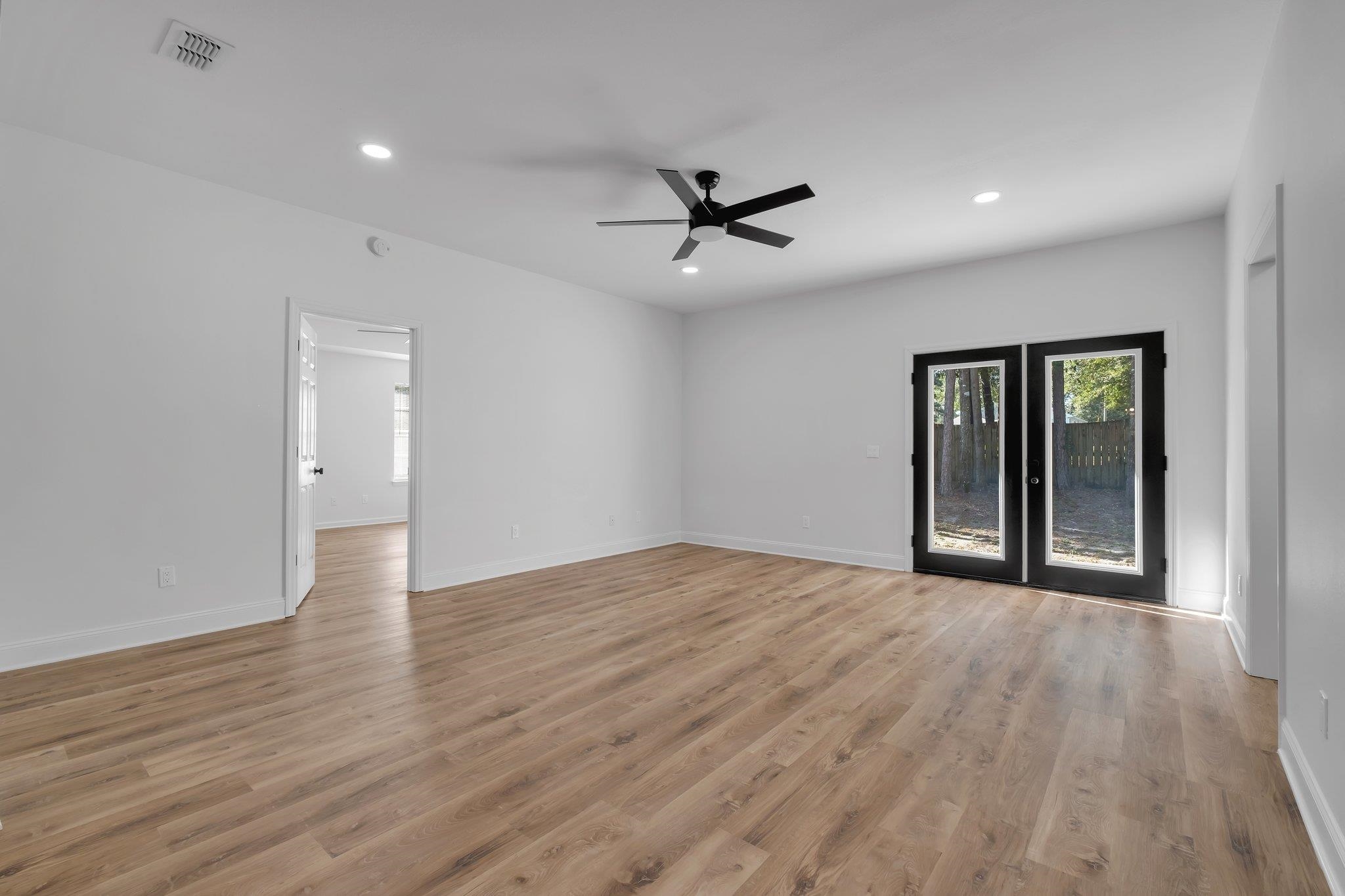 45 Sand Pine Circle Midway, FL 32343 - Photo 3 of 25