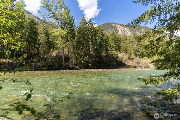$250,000 | 98 Cassel Way, Mazama, WA 98833
