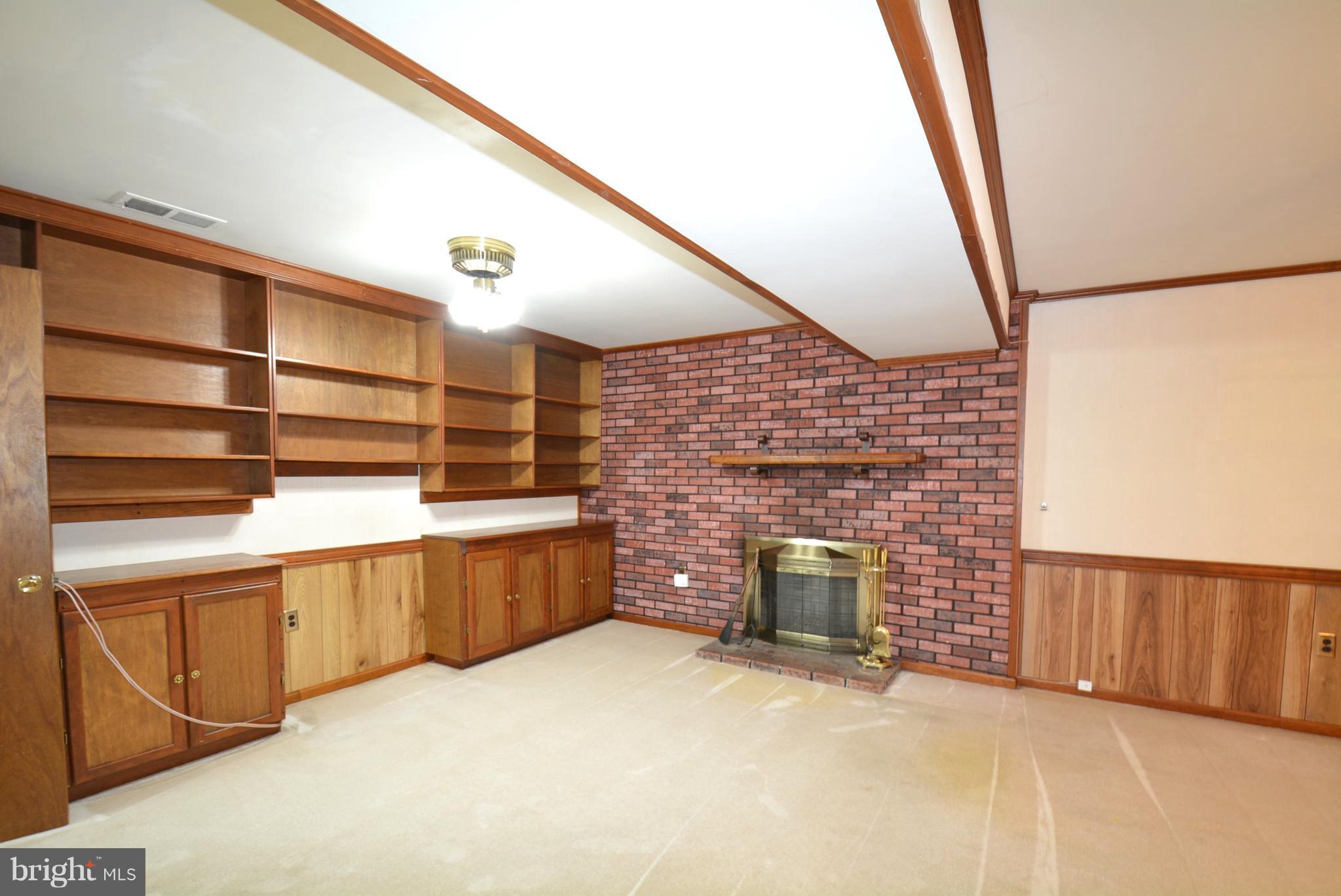 9017 Brook Ford Road Burke, VA 22015 - Photo 17 of 30 Rec Room