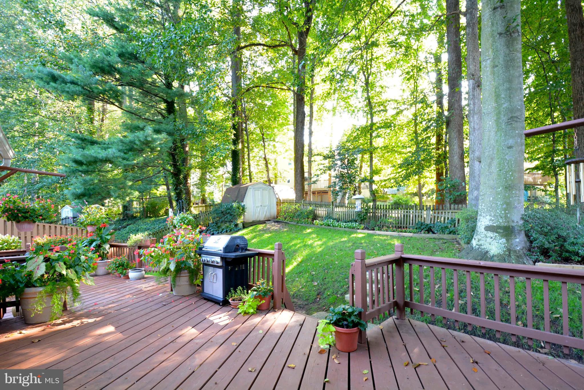 9017 Brook Ford Road Burke, VA 22015 - Photo 27 of 30 Deck