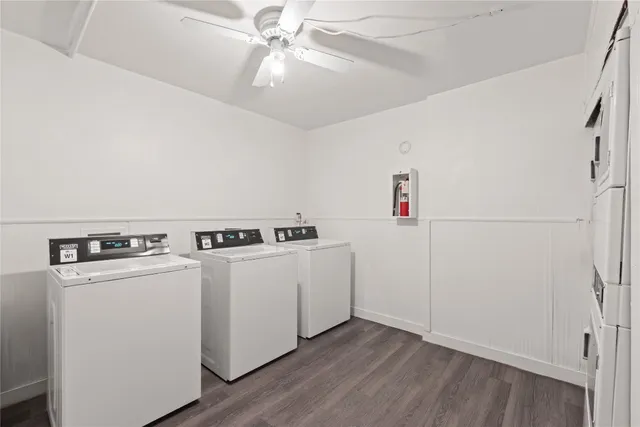 a view of a storage & utility room with washer and dryer