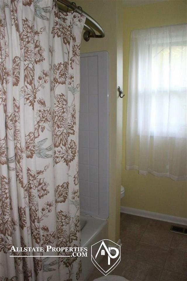 5122 North Georgetown Road Grand Blanc, MI 48439 - Photo 28 of 33 21517890-27.JPG