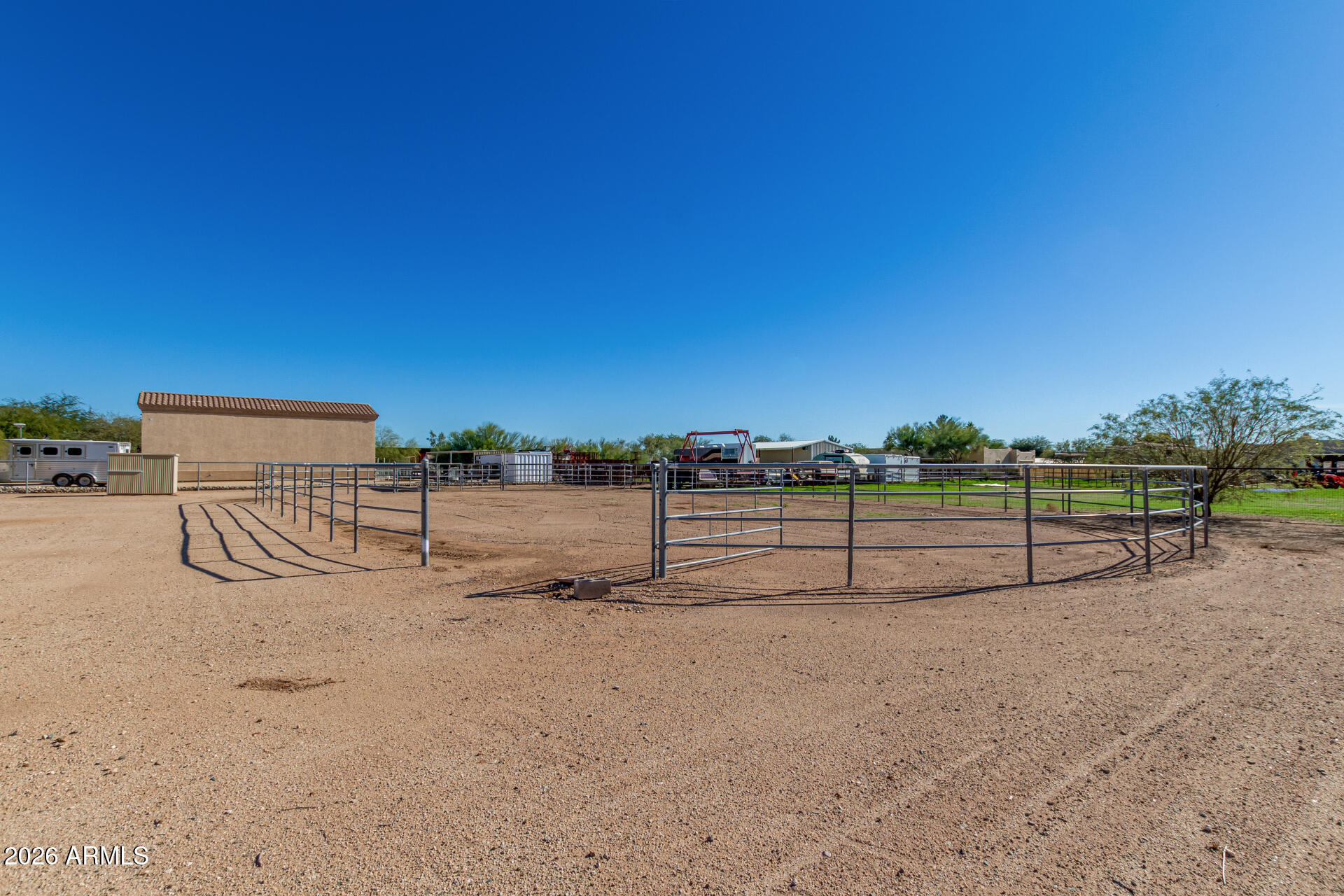 711 East Cloud Road Phoenix, AZ 85086 - Photo 7 of 10