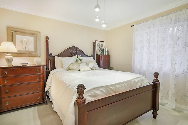 $240,000 | 7286 Huntington Lane, Unit 204, Delray Beach, FL 33446