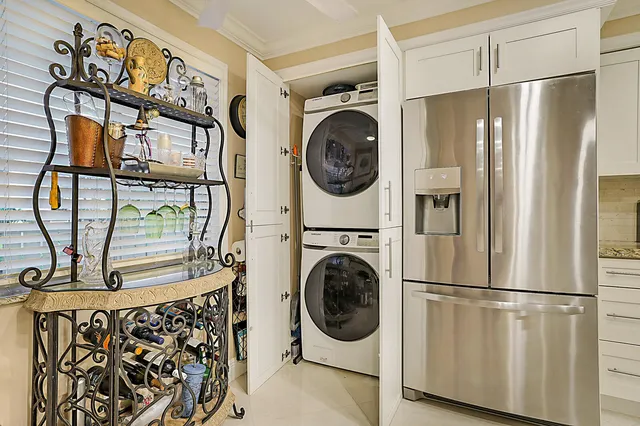 $240,000 | 7286 Huntington Lane, Unit 204, Delray Beach, FL 33446