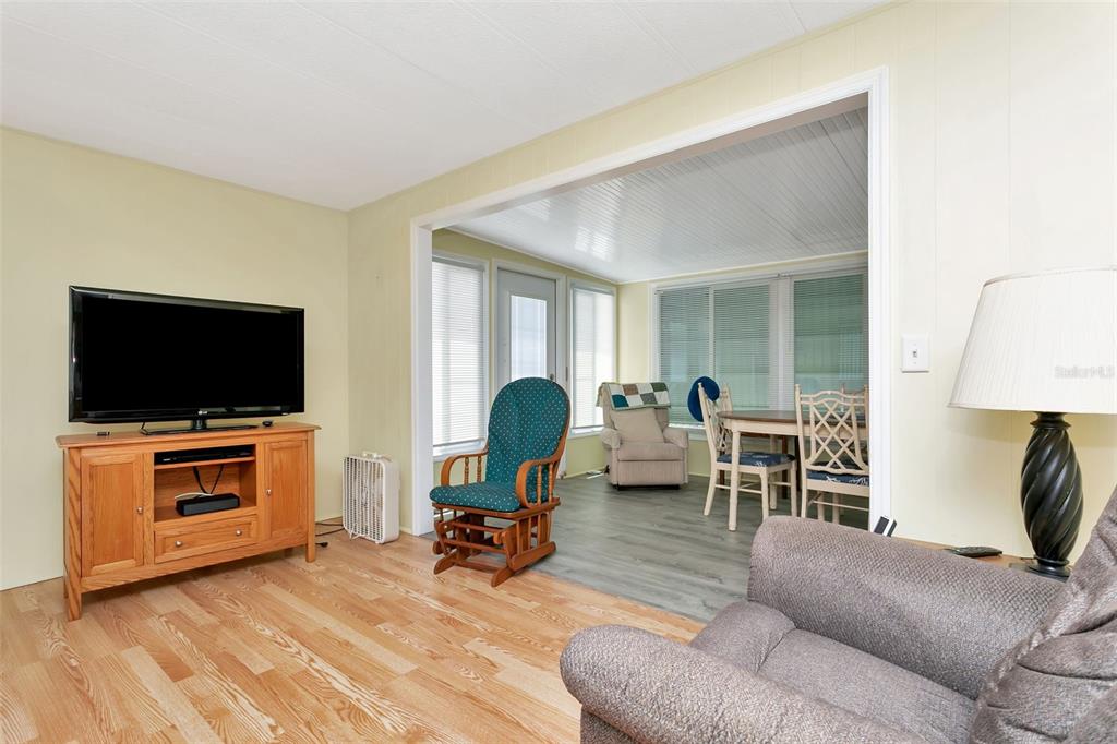 5690 Forsythia Road Venice, FL 34293 - Photo 9 of 38 Gallery Image 9