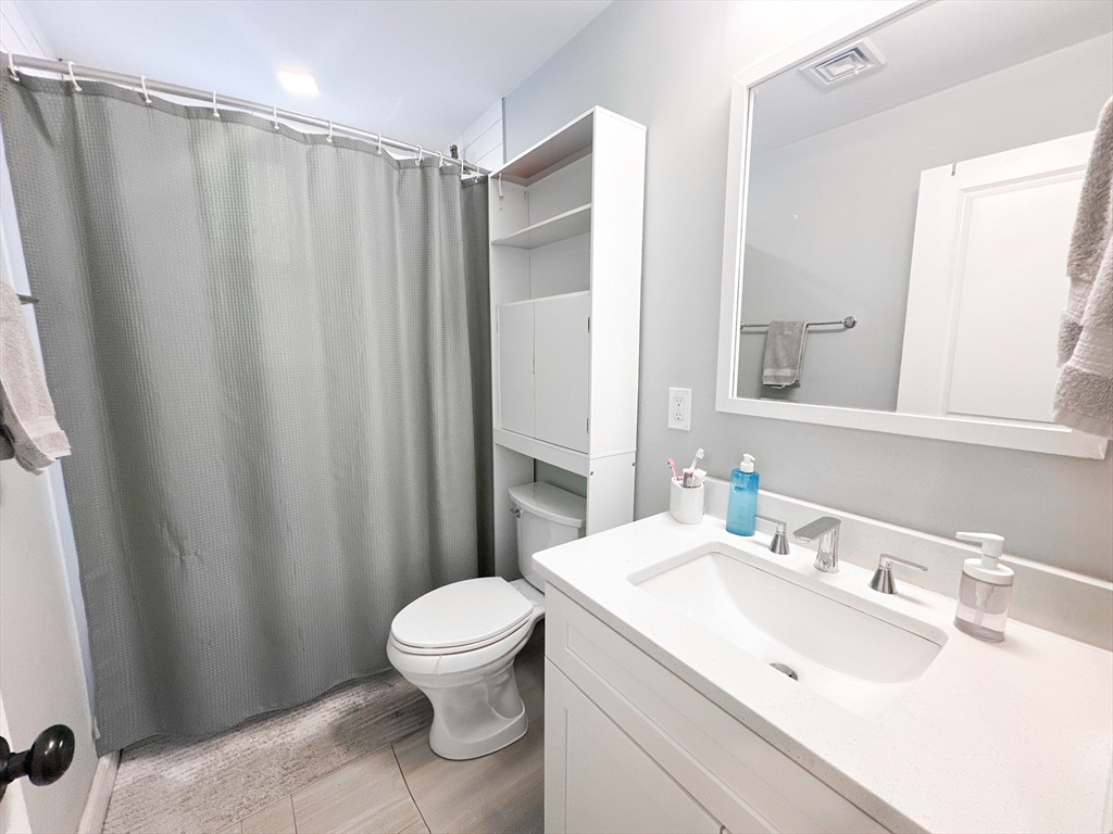 77 Torrey Street, Unit 2 Boston, MA 02124 - Photo 14 of 17