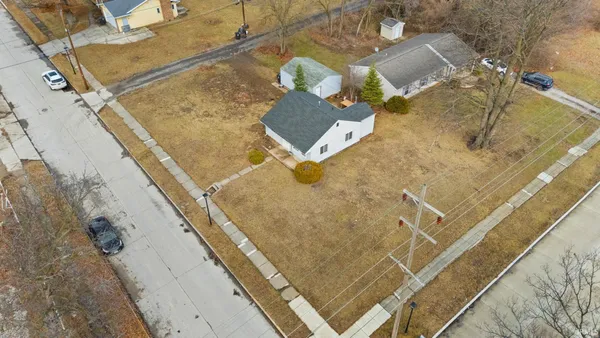 $110,000 | 1715 Fleetwood Avenue, Fort Wayne, IN 46803