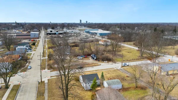 $110,000 | 1715 Fleetwood Avenue, Fort Wayne, IN 46803