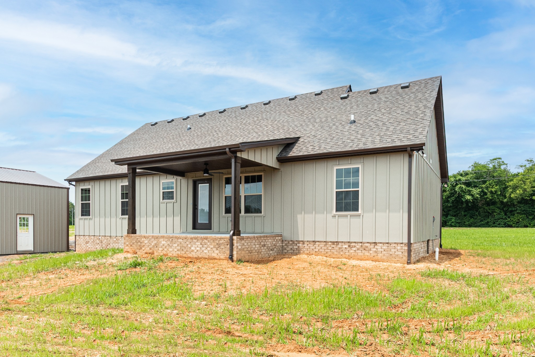 928 Butler Bridge Road Portland, TN 37148 - Photo 26 of 26 a front view of a house with a yard
