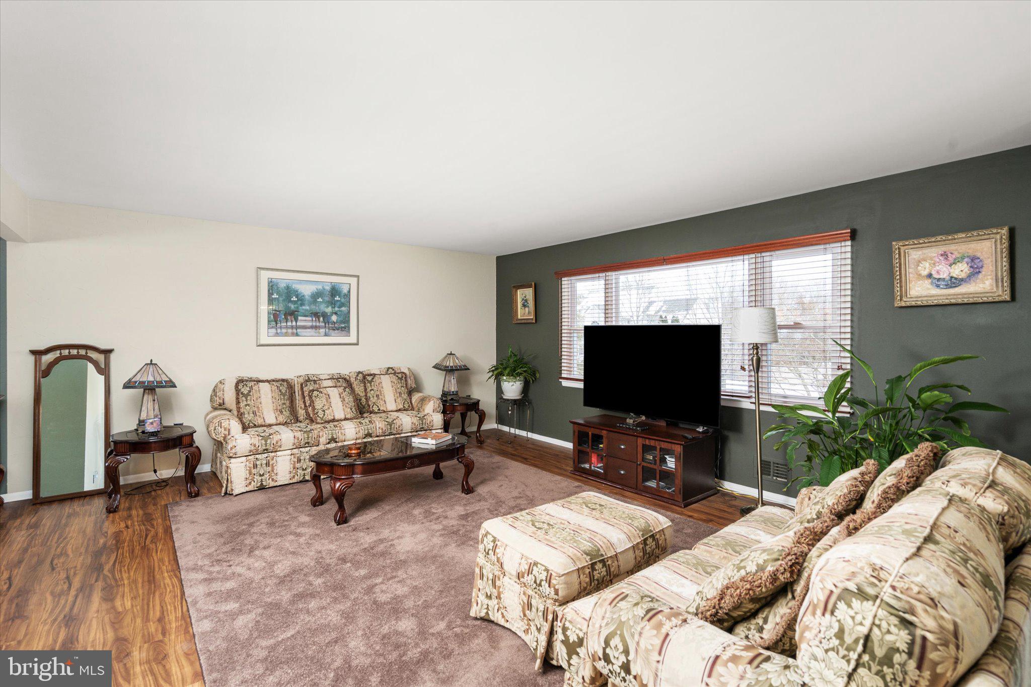 90 Valley Road Jackson, NJ 08527 - Photo 4 of 44