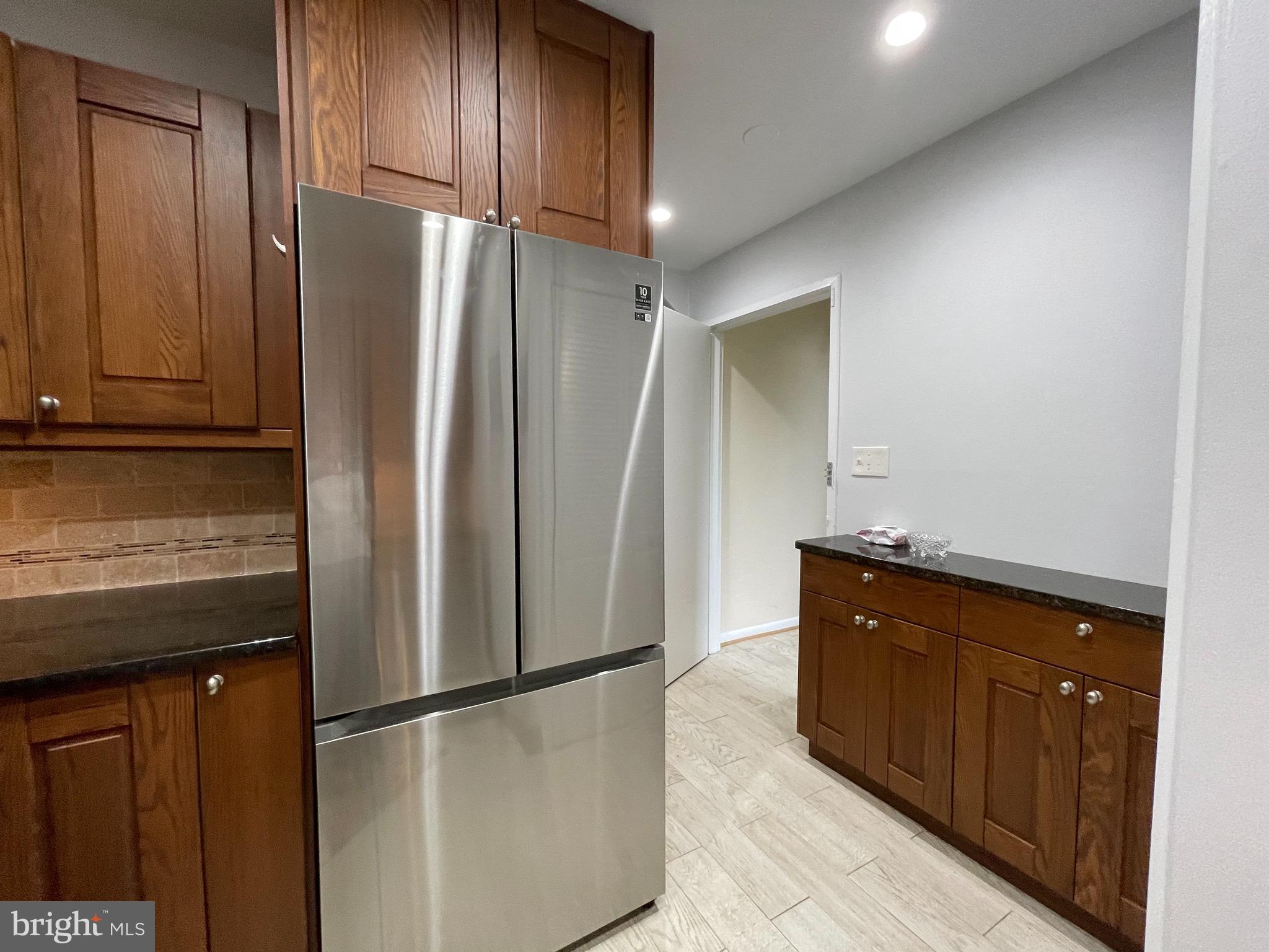 61 G Street Southwest, Unit B Washington, DC 20024 - Photo 10 of 60