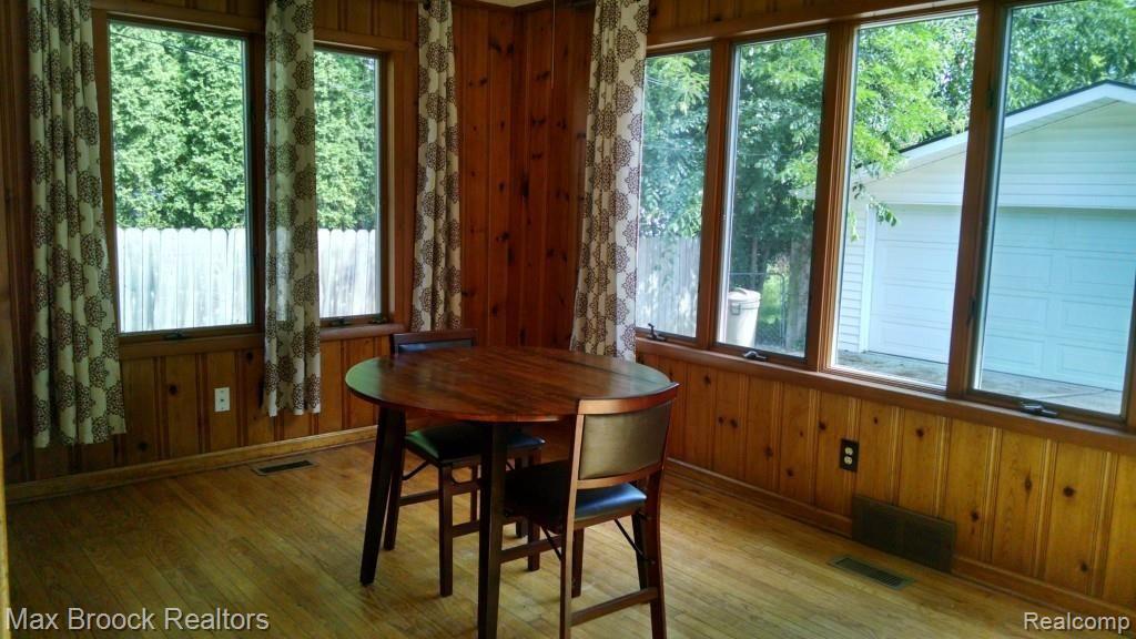 1524 Villa Road Birmingham, MI 48009 - Photo 17 of 32