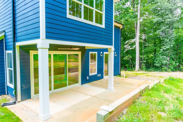 a house view with a outdoor space