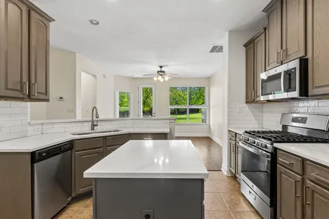 $400,000 | 114 Aria Ridge, Unit 802, Lakeway, TX 78738