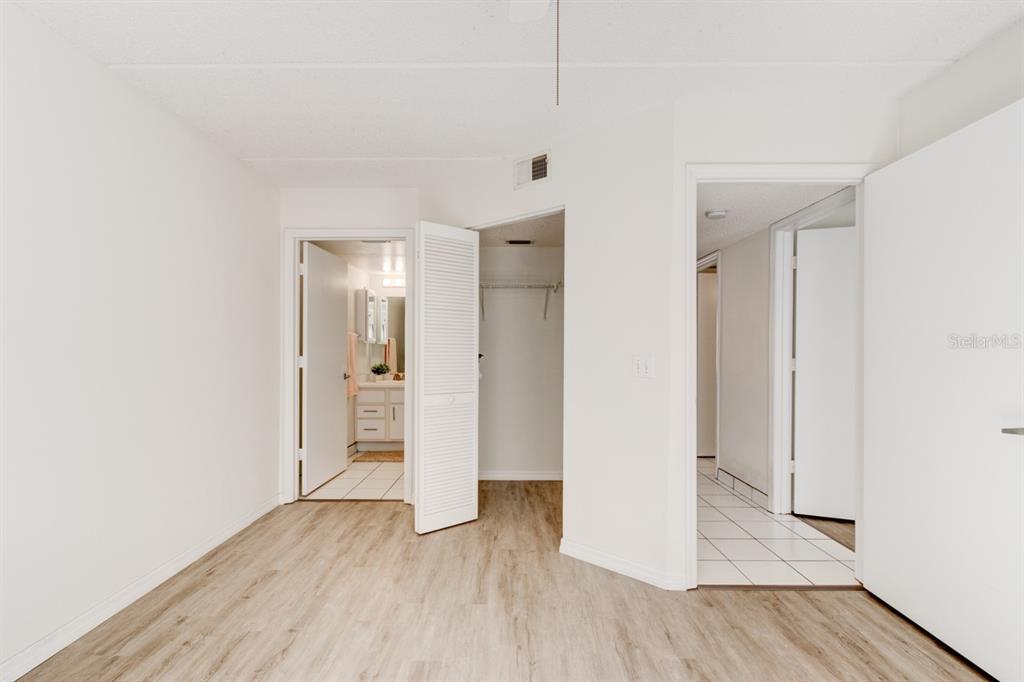 1601 Big Tree Road, Unit 902 South Daytona, FL 32119 - Photo 14 of 29