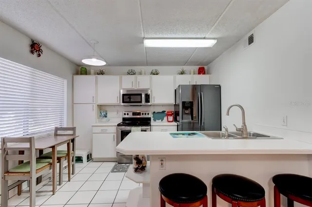 $130,000 | 1601 Big Tree Road, Unit 902, South Daytona, FL 32119