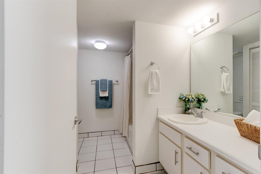 1601 Big Tree Road, Unit 902 South Daytona, FL 32119 - Photo 9 of 29