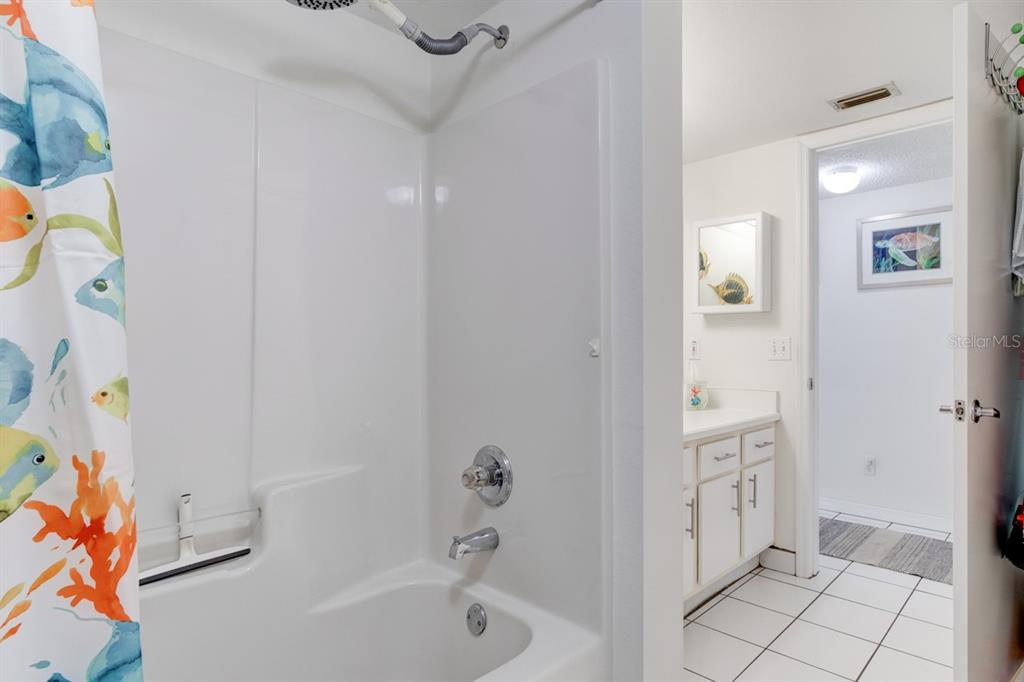 1601 Big Tree Road, Unit 902 South Daytona, FL 32119 - Photo 9 of 24