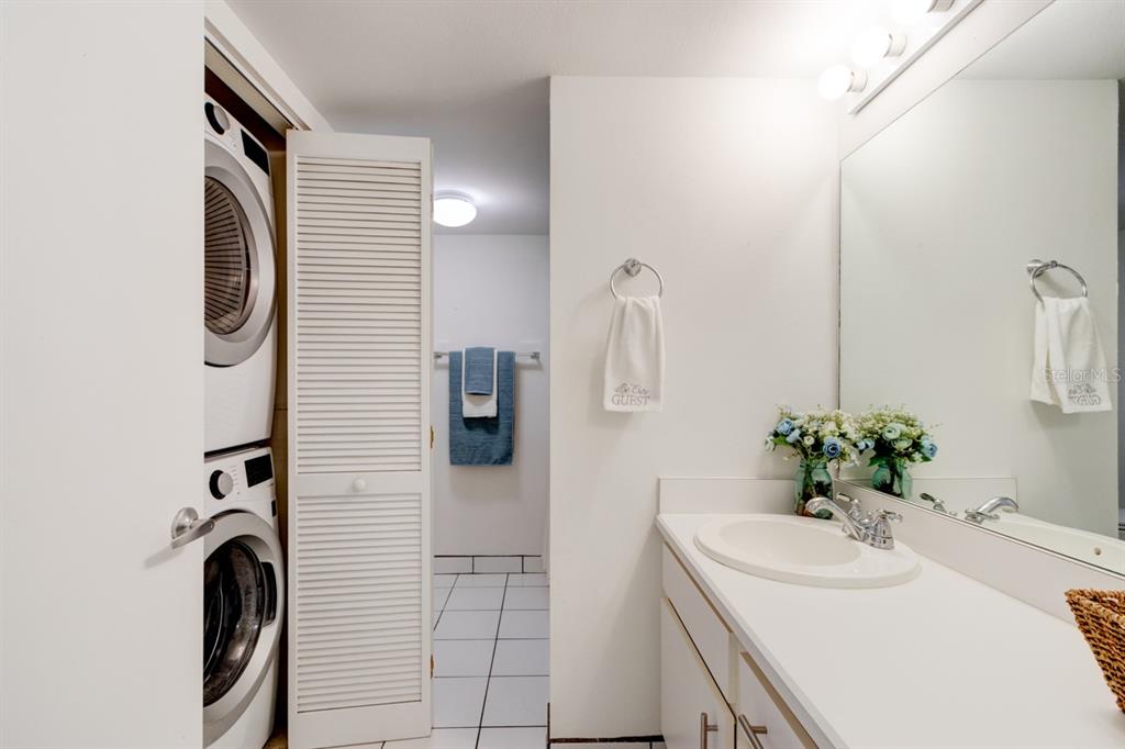 1601 Big Tree Road, Unit 902 South Daytona, FL 32119 - Photo 10 of 29