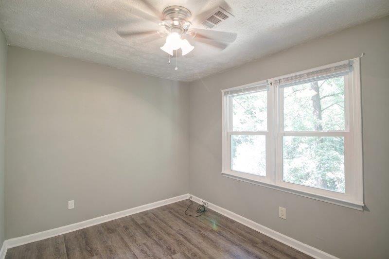 2450 Horseshoe Bend Road Southwest Marietta, GA 30064 - Photo 19 of 26