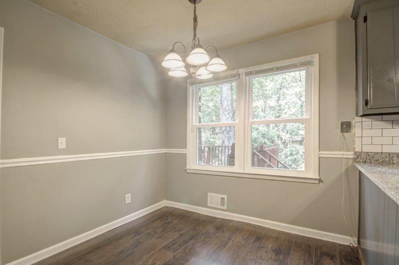 2450 Horseshoe Bend Road Southwest Marietta, GA 30064 - Photo 5 of 26