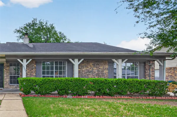 $1,700 | 9231 Baronsmede Drive, Houston, TX 77083