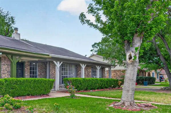 $1,700 | 9231 Baronsmede Drive, Houston, TX 77083