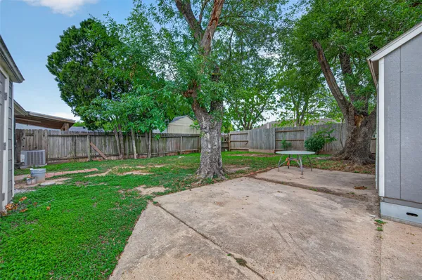 $1,700 | 9231 Baronsmede Drive, Houston, TX 77083