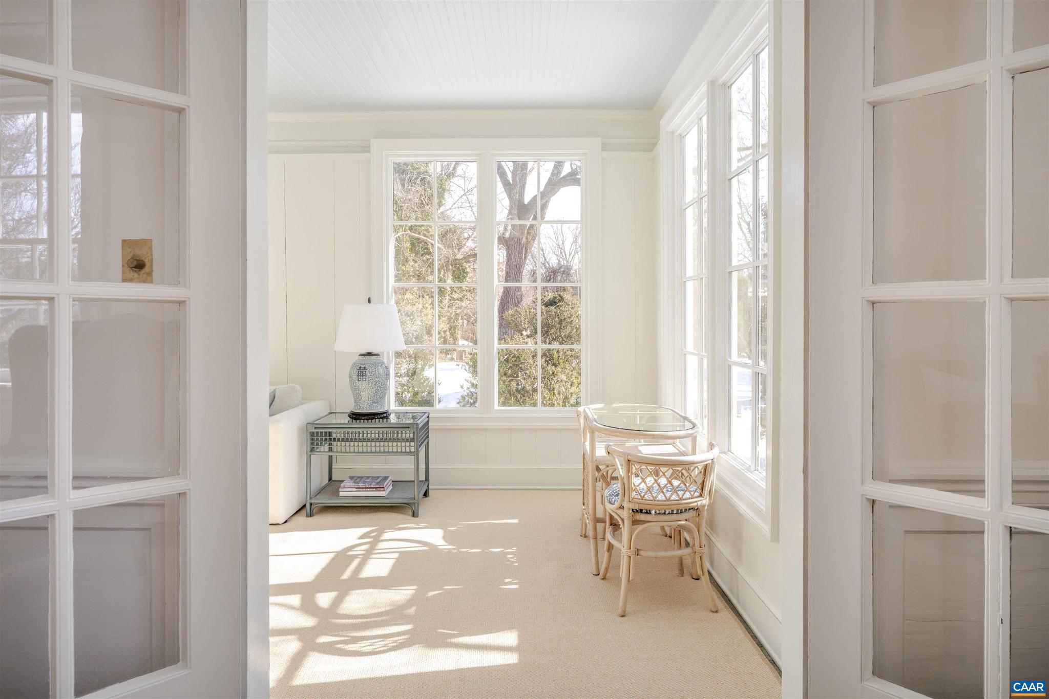 921 Rugby Road Charlottesville, VA 22903 - Photo 17 of 41