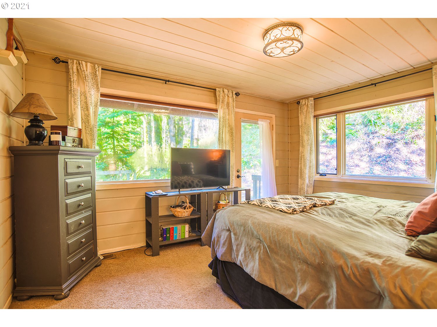 23455 East Bailey Road Rhododendron, OR 97049 - Photo 12 of 28
