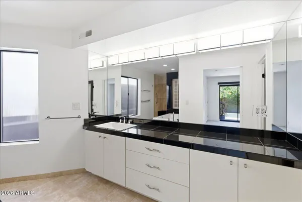 $3,800 | 5309 North 24th Place, Phoenix, AZ 85016