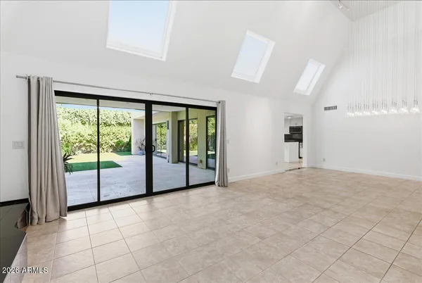 $3,800 | 5309 North 24th Place, Phoenix, AZ 85016