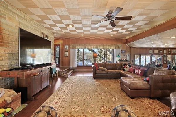 $624,900 | 1 Stone Street, Moberly, MO 65270