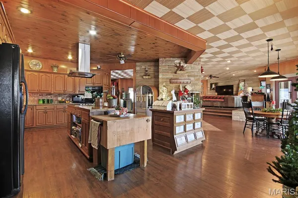 $624,900 | 1 Stone Street, Moberly, MO 65270