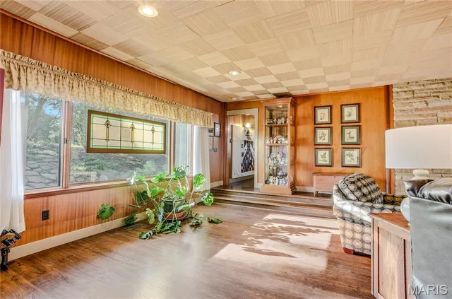 $650,000 | 1 Stone Street, Moberly, MO 65270