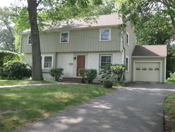 25 Travis Road Natick, MA 01760 - Photo 1 of 8 Gallery Image 1