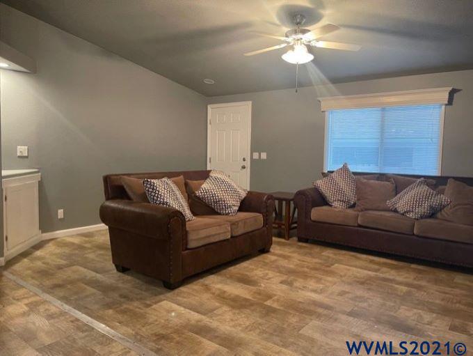 5213 Silver ( Loop, Unit 210 Salem, OR 97305 - Photo 10 of 21