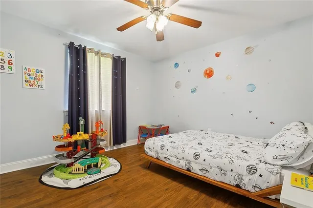 $450,000 | 1800 Lake Salvador Drive, Harvey, LA 70058