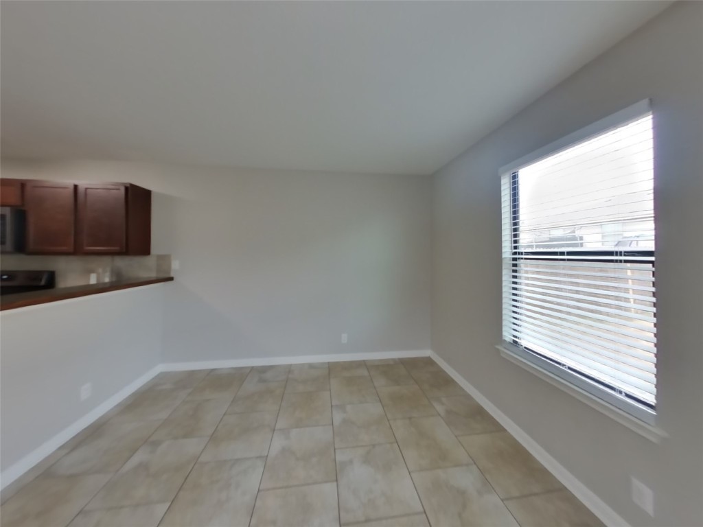 1027 Trail Driver Cove Georgetown, TX 78626 - Photo 2 of 17