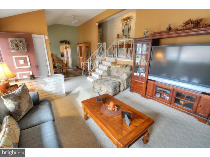 2305 Alsace Road Reading, PA 19604 - Photo 2 of 17 Gallery Image 2