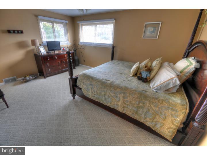 2305 Alsace Road Reading, PA 19604 - Photo 8 of 17 Gallery Image 8