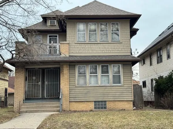 $179,900 | 2706 North 49th Street, Unit 2708, Milwaukee, WI 53210