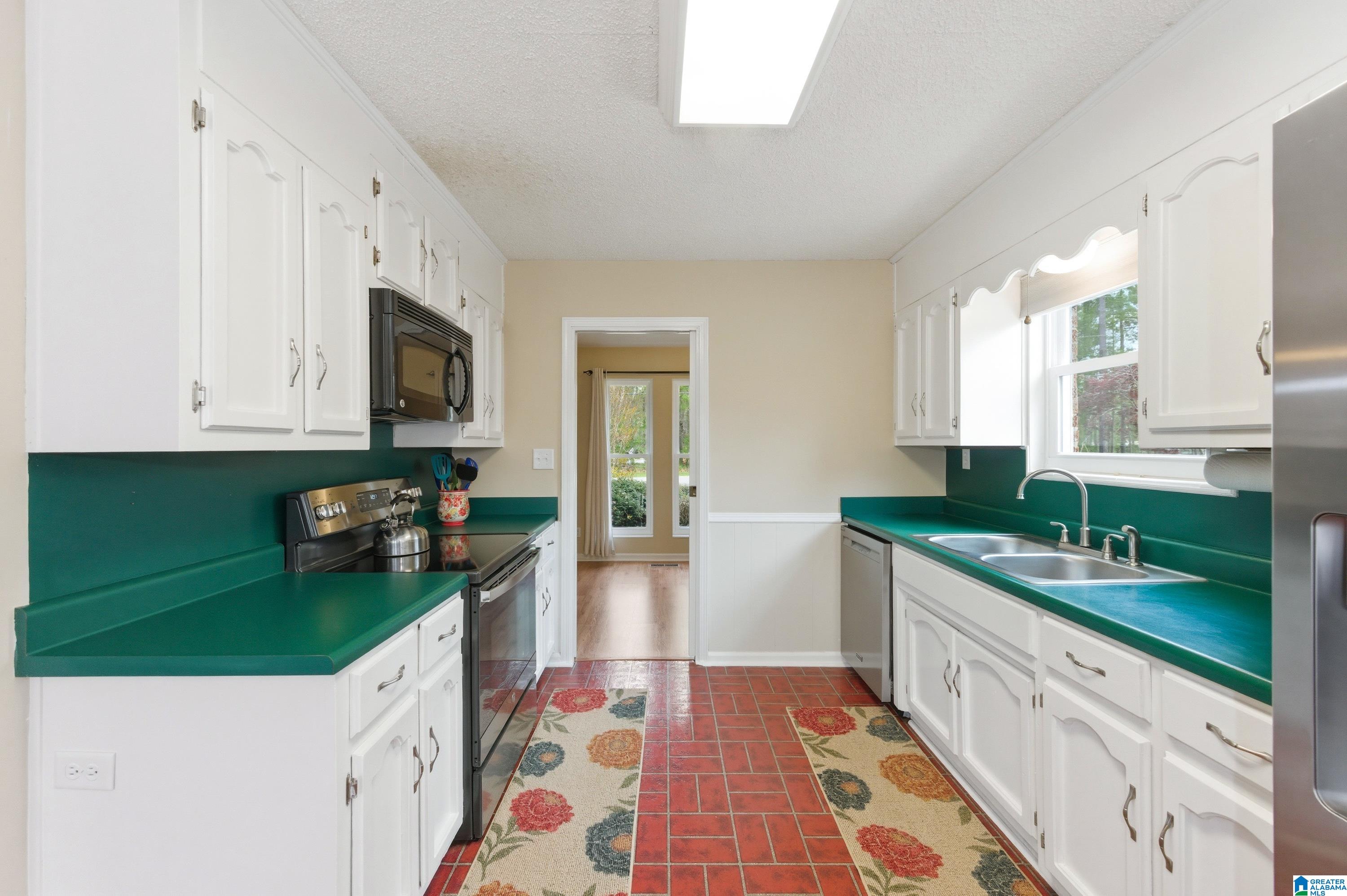325 North River Road Shelby, AL 35143 - Photo 15 of 70