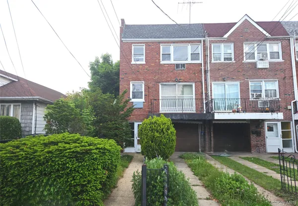 $870,000 | 1386 Remsen Avenue | Canarsie